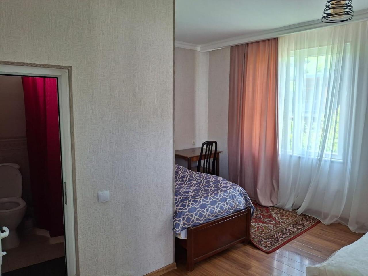 Center Hotel Goris Exterior photo